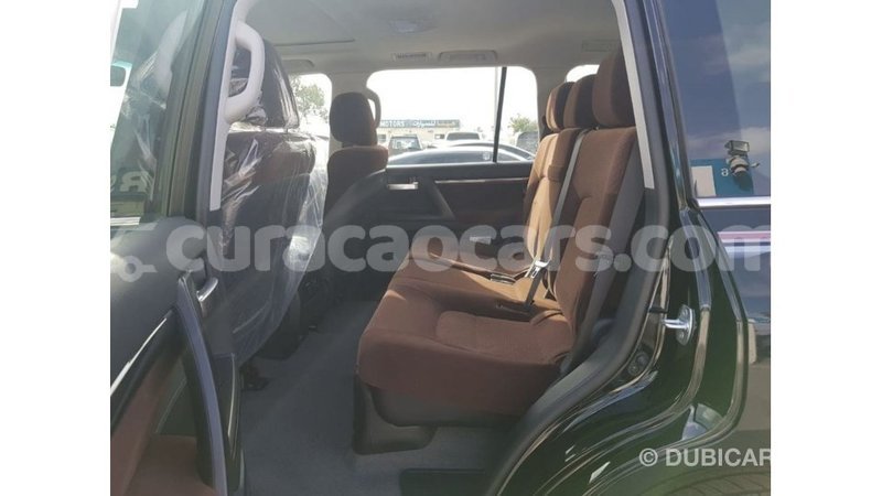 Big with watermark toyota land cruiser curacao import dubai 2895