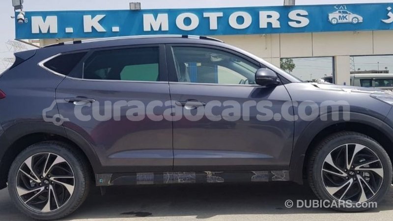 Big with watermark hyundai tucson curacao import dubai 2904