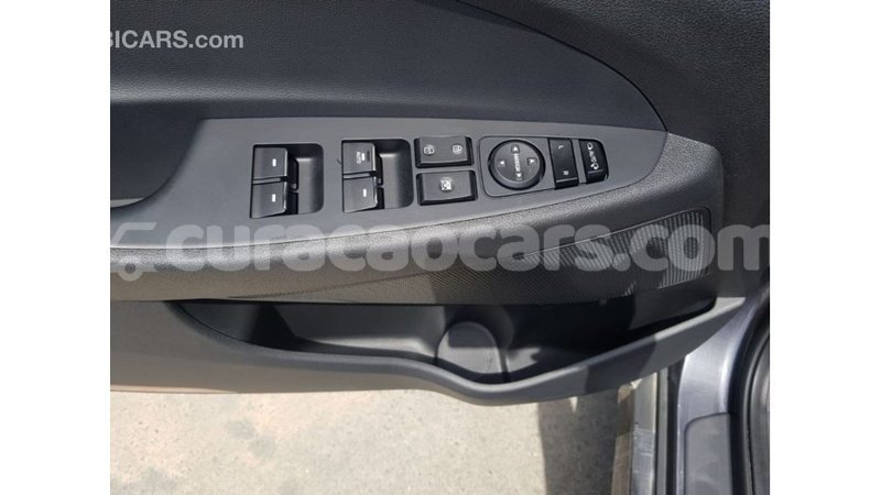 Big with watermark hyundai tucson curacao import dubai 2904