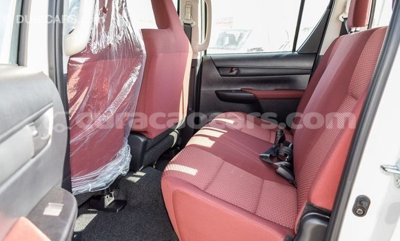 Buy Import Toyota Hilux White Car in Import - Dubai in Curacao Buy Import Toyota Hilux White Car in Import - Dubai in Curacao