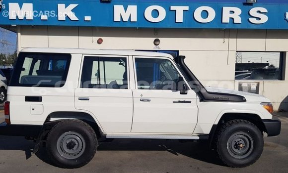 Buy Import Toyota Land Cruiser White Car in Import - Dubai in Curacao Buy Import Toyota Land Cruiser White Car in Import - Dubai in Curacao