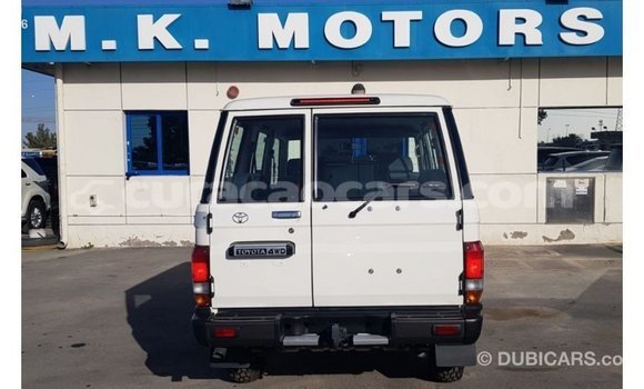 Buy Import Toyota Land Cruiser White Car in Import - Dubai in Curacao Buy Import Toyota Land Cruiser White Car in Import - Dubai in Curacao