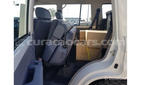 Buy Import Toyota Land Cruiser White Car in Import - Dubai in Curacao Buy Import Toyota Land Cruiser White Car in Import - Dubai in Curacao