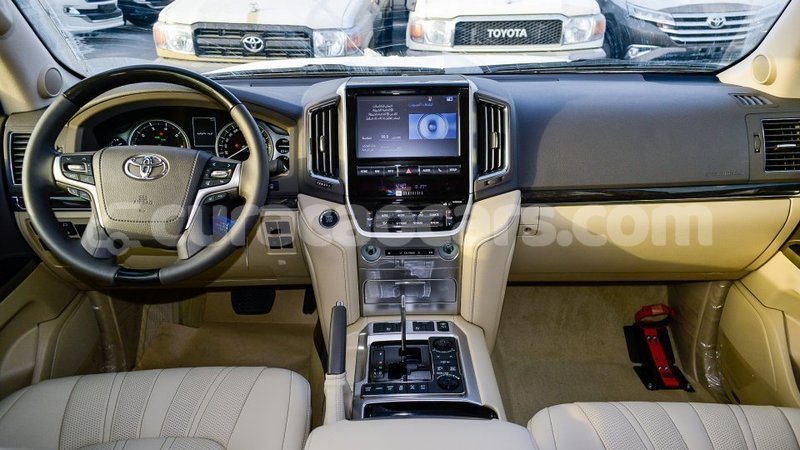Big with watermark toyota land cruiser curacao import dubai 2932