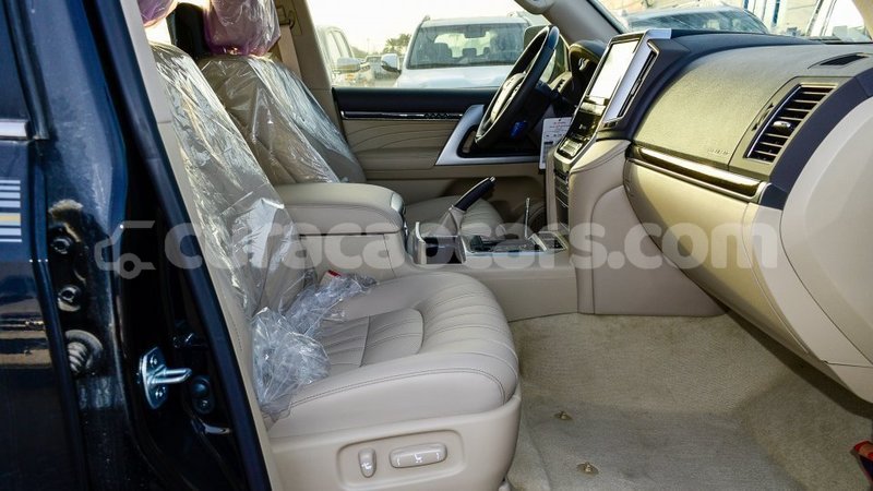 Big with watermark toyota land cruiser curacao import dubai 2932
