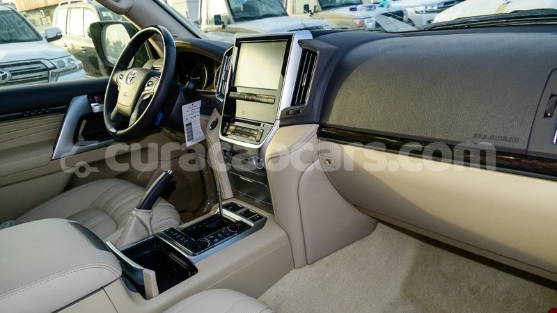 Big with watermark toyota land cruiser curacao import dubai 2932