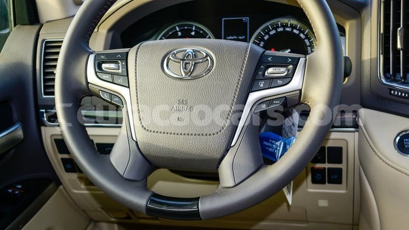 Big with watermark toyota land cruiser curacao import dubai 2932
