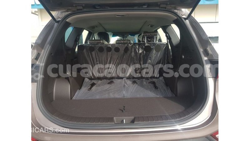 Big with watermark hyundai santa fe curacao import dubai 2935