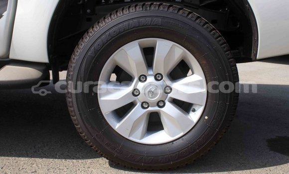 Buy Import Toyota Hilux White Car in Import - Dubai in Curacao Buy Import Toyota Hilux White Car in Import - Dubai in Curacao