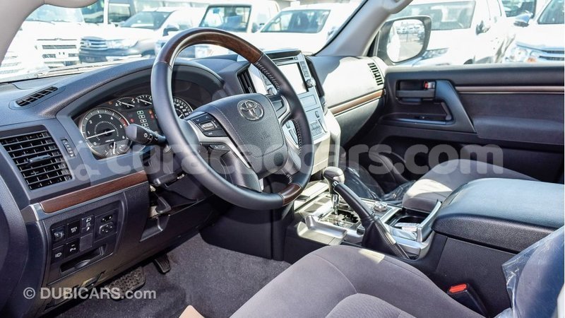 Big with watermark toyota land cruiser curacao import dubai 2944