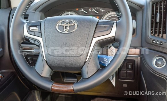 Buy Import Toyota Land Cruiser White Car in Import - Dubai in Curacao Buy Import Toyota Land Cruiser White Car in Import - Dubai in Curacao