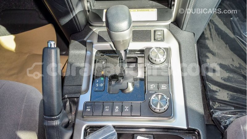 Big with watermark toyota land cruiser curacao import dubai 2944