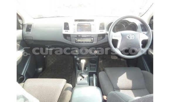 Buy Import Toyota Hilux White Car in Import - Dubai in Curacao Buy Import Toyota Hilux White Car in Import - Dubai in Curacao