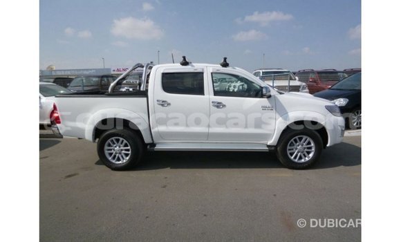 Buy Import Toyota Hilux White Car in Import - Dubai in Curacao Buy Import Toyota Hilux White Car in Import - Dubai in Curacao