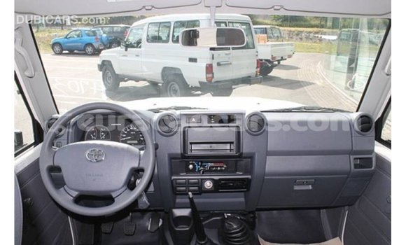 Buy Import Toyota Land Cruiser White Car in Import - Dubai in Curacao Buy Import Toyota Land Cruiser White Car in Import - Dubai in Curacao