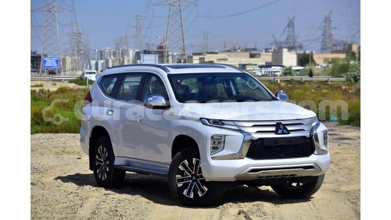 Big with watermark mitsubishi montero curacao import dubai 2960