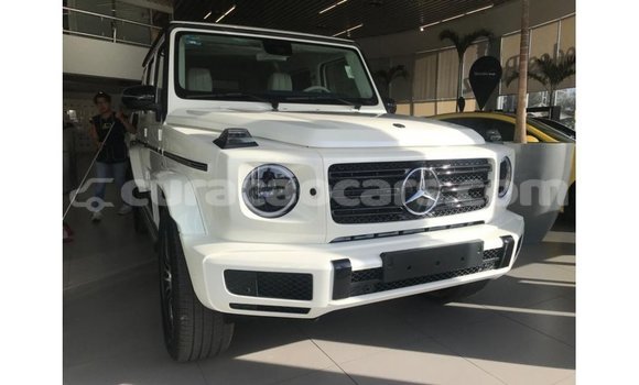 Buy Import Mercedes-Benz 190 (W201) White Car in Import - Dubai in Curacao Buy Import Mercedes-Benz 190 (W201) White Car in Import - Dubai in Curacao