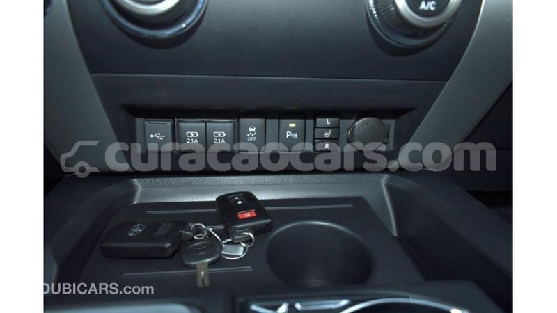 Big with watermark toyota tundra curacao import dubai 3004