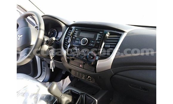 Buy Import Mitsubishi L200 White Car in Import - Dubai in Curacao Buy Import Mitsubishi L200 White Car in Import - Dubai in Curacao