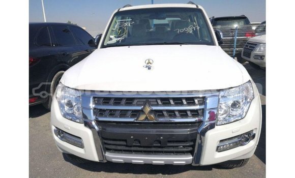 Buy Import Mitsubishi Pajero White Car in Import - Dubai in Curacao Buy Import Mitsubishi Pajero White Car in Import - Dubai in Curacao