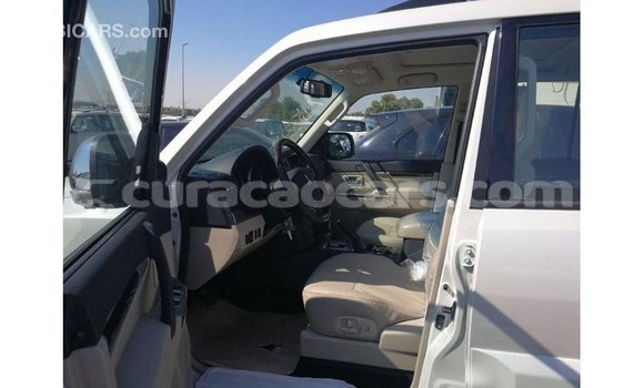 Buy Import Mitsubishi Pajero White Car in Import - Dubai in Curacao Buy Import Mitsubishi Pajero White Car in Import - Dubai in Curacao