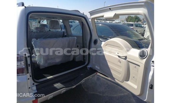 Buy Import Mitsubishi Pajero White Car in Import - Dubai in Curacao Buy Import Mitsubishi Pajero White Car in Import - Dubai in Curacao