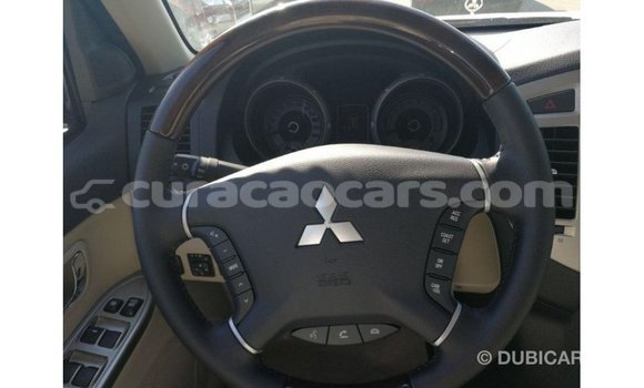 Buy Import Mitsubishi Pajero White Car in Import - Dubai in Curacao Buy Import Mitsubishi Pajero White Car in Import - Dubai in Curacao