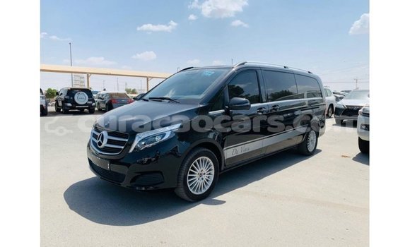 Buy Import Mercedes-Benz 250 Black Car in Import - Dubai in Curacao Buy Import Mercedes-Benz 250 Black Car in Import - Dubai in Curacao
