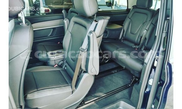 Buy Import Mercedes-Benz 250 Black Car in Import - Dubai in Curacao Buy Import Mercedes-Benz 250 Black Car in Import - Dubai in Curacao