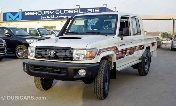 Buy Import Toyota Land Cruiser White Car in Import - Dubai in Curacao Buy Import Toyota Land Cruiser White Car in Import - Dubai in Curacao