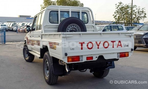 Buy Import Toyota Land Cruiser White Car in Import - Dubai in Curacao Buy Import Toyota Land Cruiser White Car in Import - Dubai in Curacao