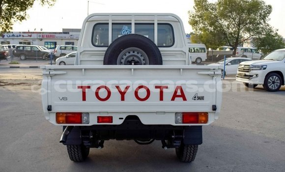 Buy Import Toyota Land Cruiser White Car in Import - Dubai in Curacao Buy Import Toyota Land Cruiser White Car in Import - Dubai in Curacao