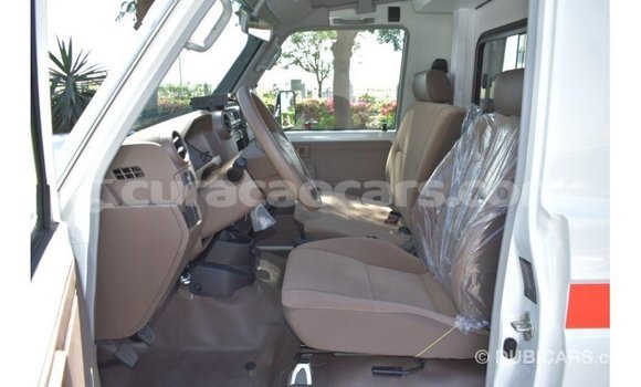 Buy Import Toyota Land Cruiser White Car in Import - Dubai in Curacao Buy Import Toyota Land Cruiser White Car in Import - Dubai in Curacao