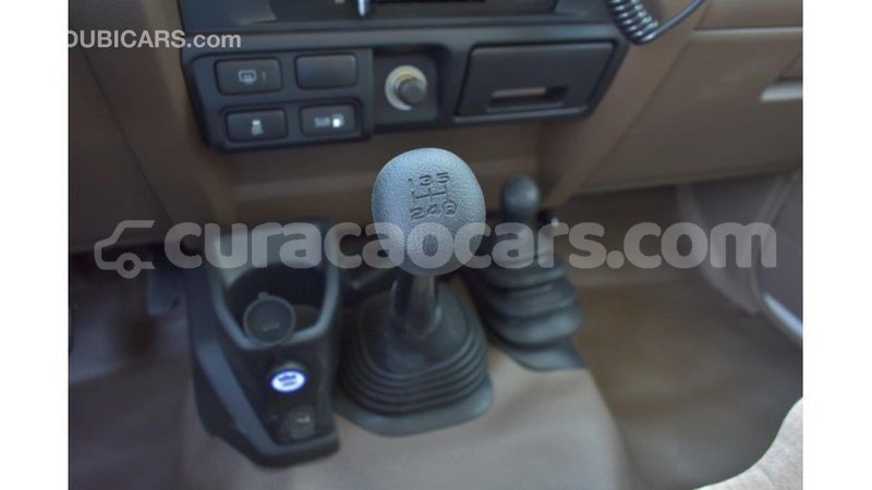 Big with watermark toyota land cruiser curacao import dubai 3012
