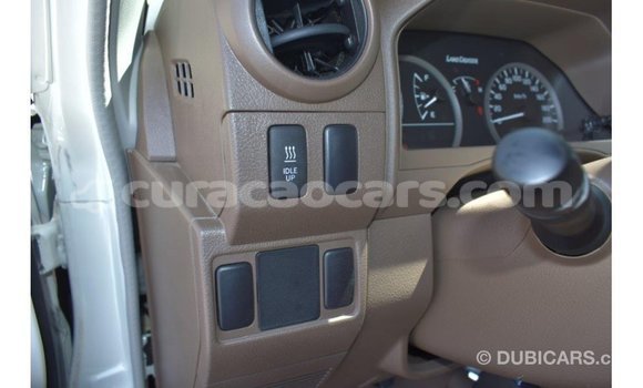 Buy Import Toyota Land Cruiser White Car in Import - Dubai in Curacao Buy Import Toyota Land Cruiser White Car in Import - Dubai in Curacao