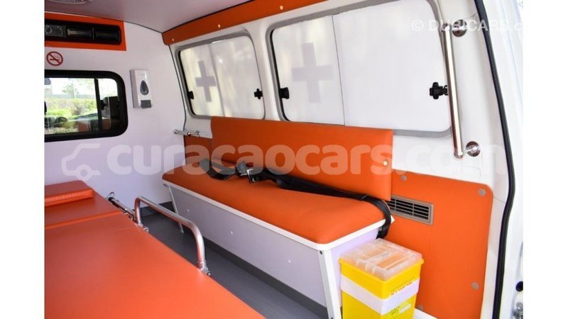 Big with watermark toyota land cruiser curacao import dubai 3012