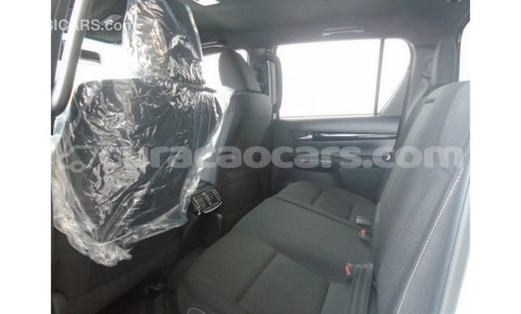 Buy Import Toyota Hilux White Car in Import - Dubai in Curacao Buy Import Toyota Hilux White Car in Import - Dubai in Curacao