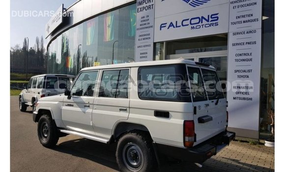 Buy Import Toyota Land Cruiser White Car in Import - Dubai in Curacao Buy Import Toyota Land Cruiser White Car in Import - Dubai in Curacao