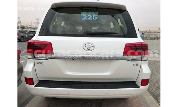 Buy Import Toyota Land Cruiser White Car in Import - Dubai in Curacao Buy Import Toyota Land Cruiser White Car in Import - Dubai in Curacao