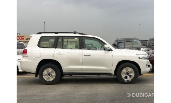 Buy Import Toyota Land Cruiser White Car in Import - Dubai in Curacao Buy Import Toyota Land Cruiser White Car in Import - Dubai in Curacao