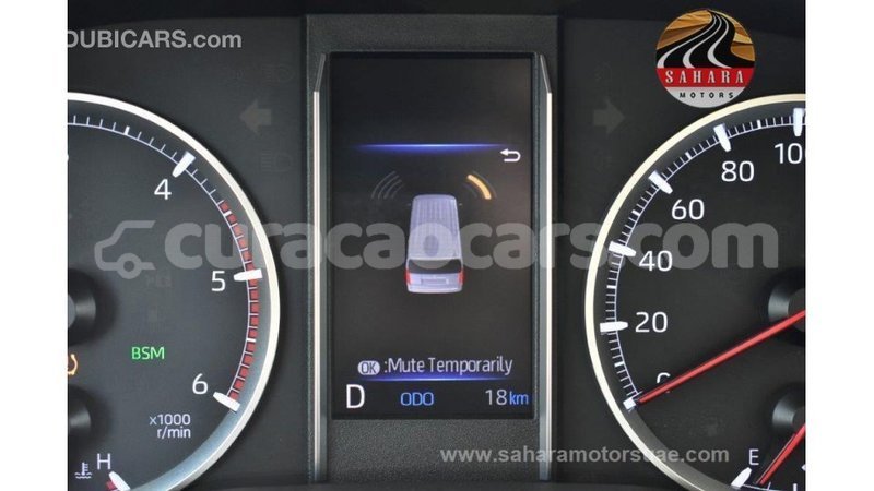 Big with watermark toyota granvia curacao import dubai 3022