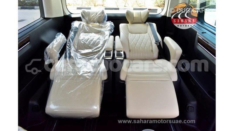 Big with watermark toyota granvia curacao import dubai 3022