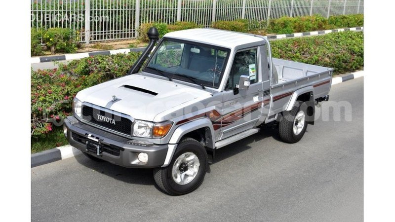 Big with watermark toyota land cruiser curacao import dubai 3024