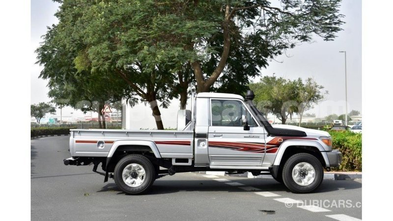 Big with watermark toyota land cruiser curacao import dubai 3024