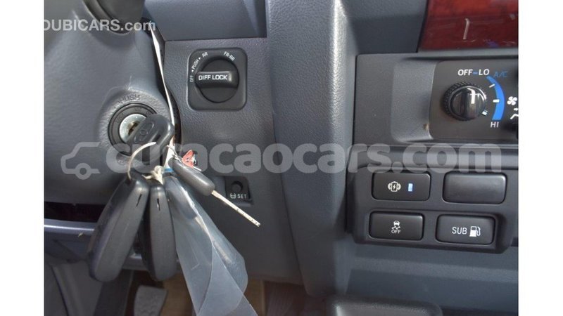 Big with watermark toyota land cruiser curacao import dubai 3024