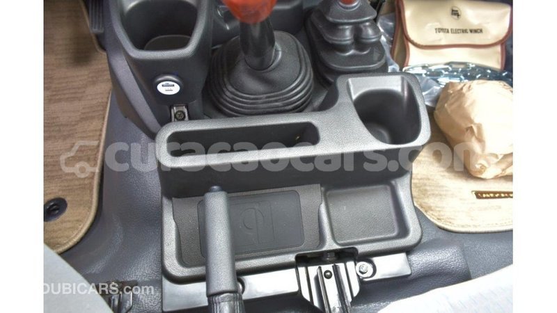 Big with watermark toyota land cruiser curacao import dubai 3024