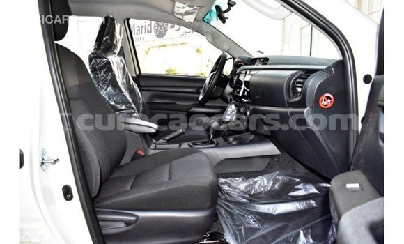 Buy Import Toyota Hilux White Car in Import - Dubai in Curacao Buy Import Toyota Hilux White Car in Import - Dubai in Curacao