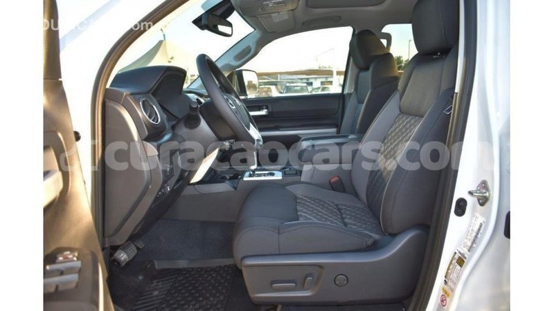 Big with watermark toyota tundra curacao import dubai 3028