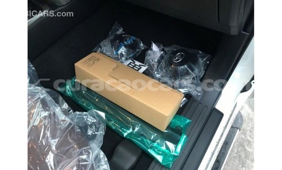 Buy Import Toyota 4Runner White Car in Import - Dubai in Curacao Buy Import Toyota 4Runner White Car in Import - Dubai in Curacao