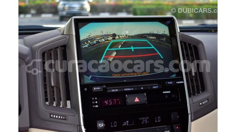 Big with watermark toyota land cruiser curacao import dubai 3032
